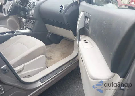 2014 Nissan Rogue Select S from USA, damaged, VIN JN8AS5MT3EW611956